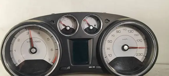 Speedometer (instrument cluster)