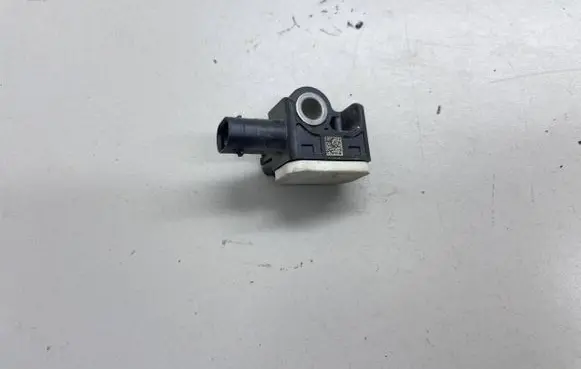 Mercedes-Benz ML W166 Airbag deployment crash/impact sensor A1668210151 56054085AA