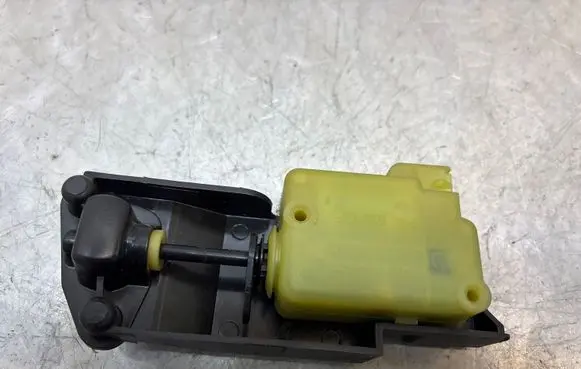 Volvo XC90 Fuel tank cap lock 30612856