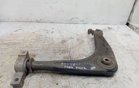 Peugeot 407 Front lower control arm/wishbone