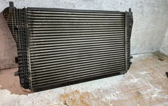 Volkswagen PASSAT B6 Intercooler radiator