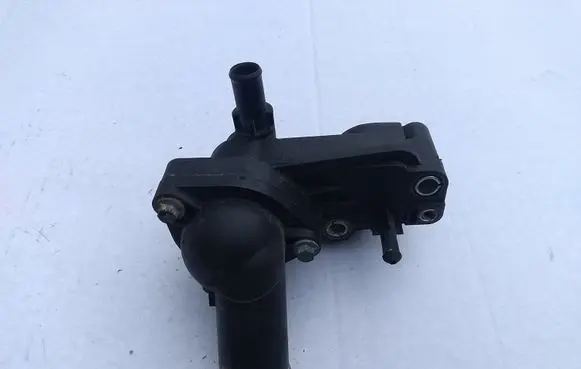 Ford Focus Engine coolant pipe/hose 2SQ9K478 2S4Q8594
