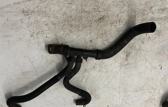 Renault Trafic III (X82) Engine coolant pipe/hose S6000304