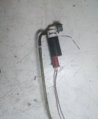 Toyota Corolla Verso AR10 Windscreen/windshield washer pump