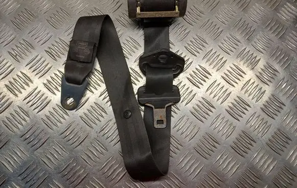 Peugeot 406 Front seatbelt A506256