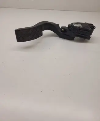 Audi A4 S4 B5 8D Accelerator throttle pedal 8D1721523 6PV007770