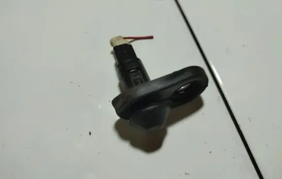 Toyota Avensis T250 Front door sensor 