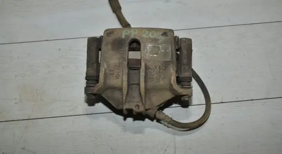 Peugeot 2008 I Front brake caliper