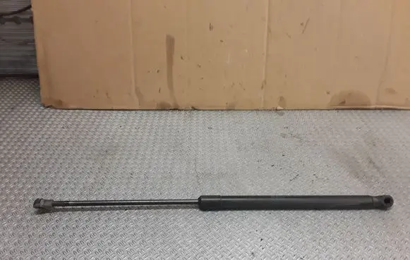 Seat Leon (1P) Tailgate/trunk strut/damper