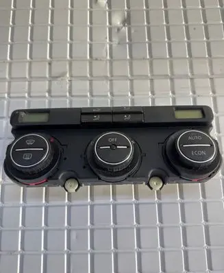 Volkswagen Golf V Climate control unit 74641420 17010552