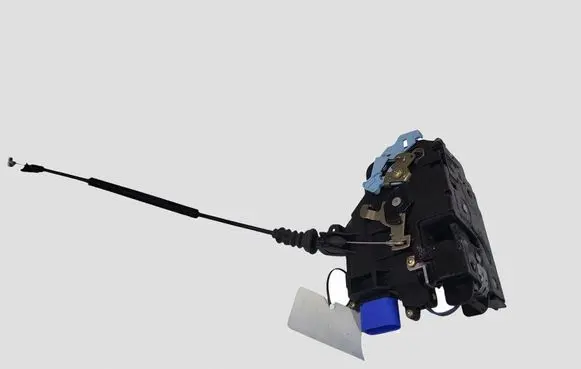 Skoda Octavia Mk2 (1Z) Front door lock 3D1837016