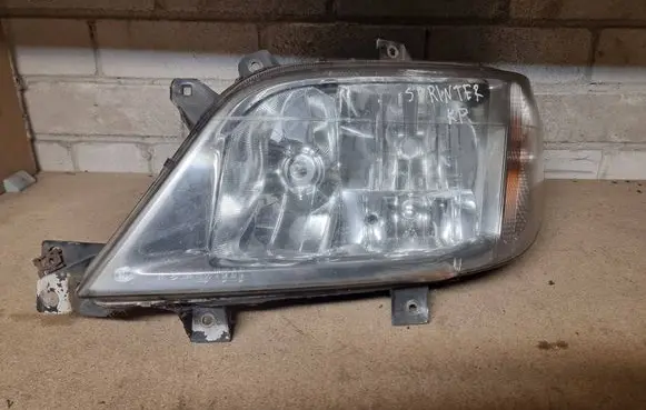 Mercedes-Benz Sprinter W901 W902 W903 W904 Headlight/headlamp 15053100 15149500