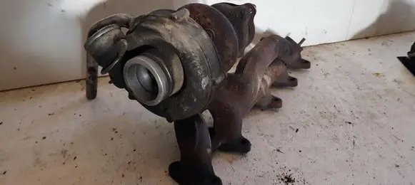 Audi A6 S6 C6 4F Turbo 046145703G 048253033