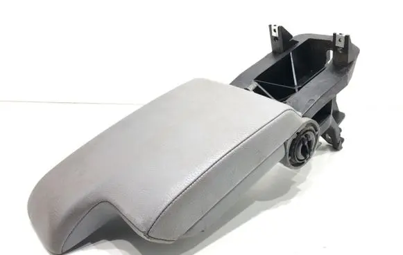 BMW 3 E46 Armrest 8213678