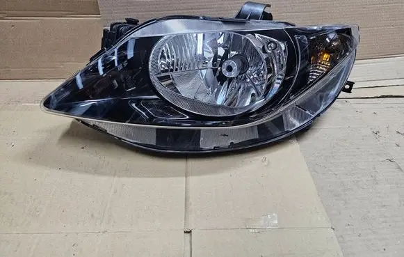 Seat Ibiza IV (6J,6P) Headlight/headlamp 89319149 043812 043812020F
