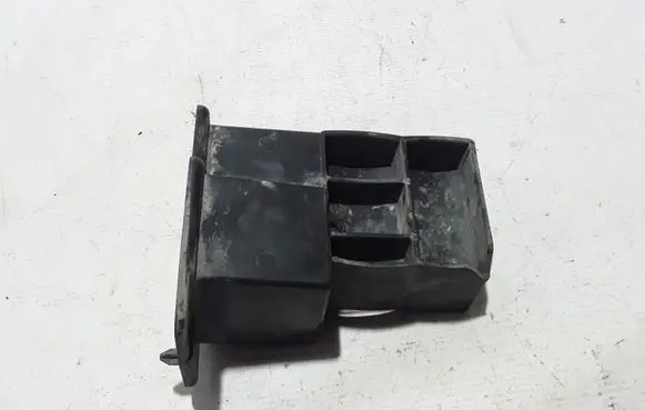 Renault Captur Front bumper mounting bracket 620920254R