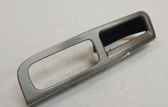 Volvo V50 Front door window switch trim 8663815