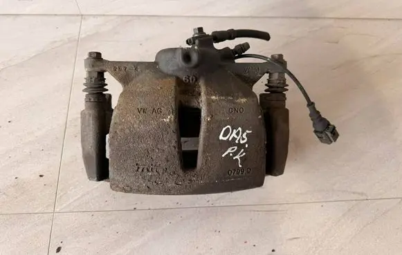 Seat Alhambra (Mk2) Front brake caliper 