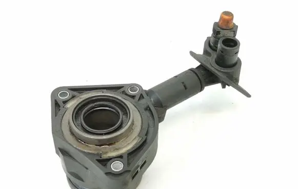 Ford Focus Clutch release bearing slave cylinder 3M517A564BH FTEZA32719A F962A