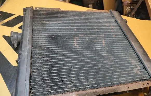 Chrysler Voyager Coolant radiator