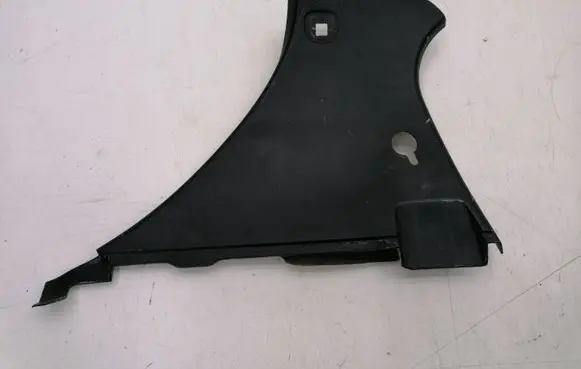Mazda MX-3 (D)pillar trim (top) 