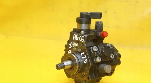 Audi A6 S6 C6 4F Fuel injection high pressure pump 0445010154