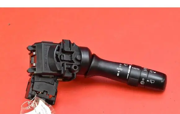Toyota Avensis Verso Headlight wiper switch 17F003LH