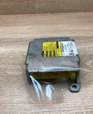 Toyota Avensis T250 Airbag control unit/module 8917005121 215767102