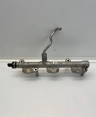 Mini One - Cooper F56 F55 Fuel main line pipe 0261547002 8665631
