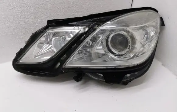 Mercedes-Benz E W212 Headlight/headlamp