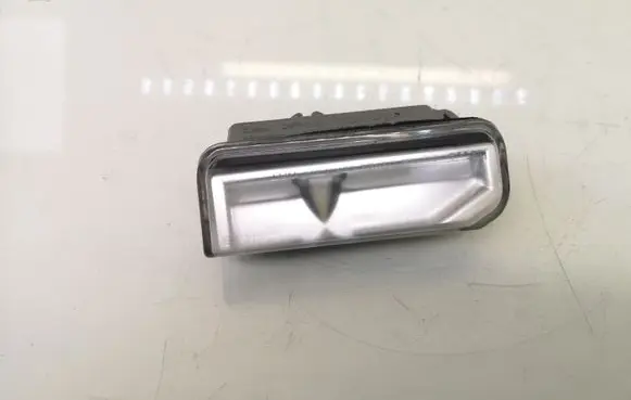 Lexus IS 220D-250-350 Number plate light