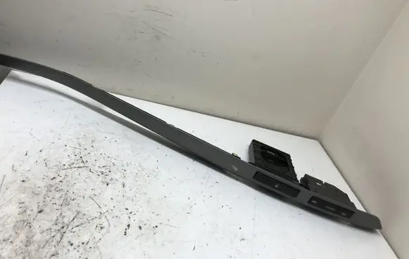 Toyota Avensis T250 Dashboard glove box trim MT3517