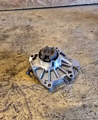 Opel Insignia A Vacuum pump 55205446 09T1390330