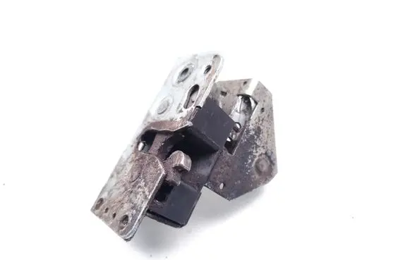 Iveco Daily 35.8 - 9 Sliding door lock 500329771