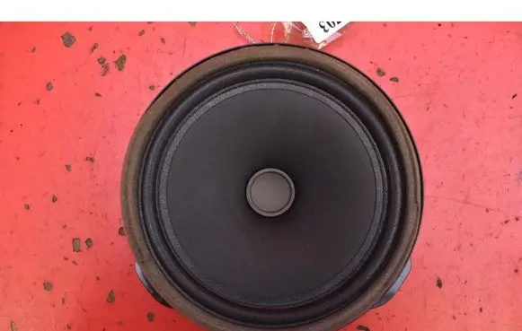 Jaguar F-Pace Subwoofer speaker GX7318808DB