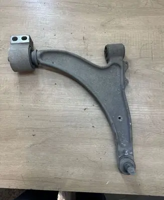 Opel Insignia A Front lower control arm/wishbone