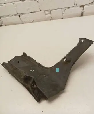 Infiniti QX56 Headlight/headlamp mounting bracket 625807S600
