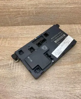 Mercedes-Benz E W211 Door control unit/module 2118200426 356802