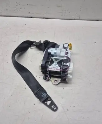 Audi A8 S8 D4 4H Front seatbelt 4H0857706