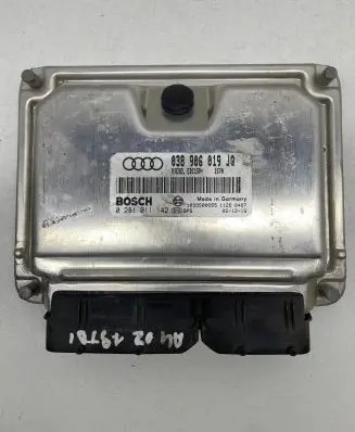 Audi A4 S4 B6 8E 8H Engine control unit/module 038906019JQ 1039S00655 0281011142