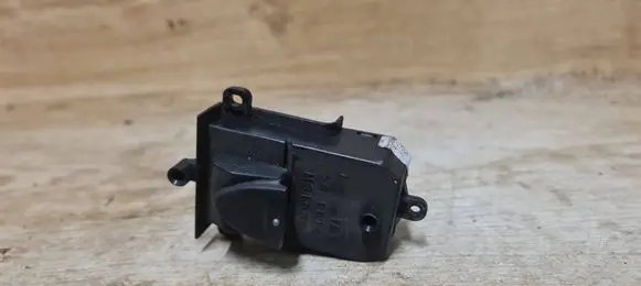 Honda Civic Electric window control switch M31537