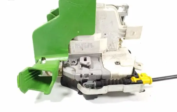 Audi A1 Front door lock 8X2837016