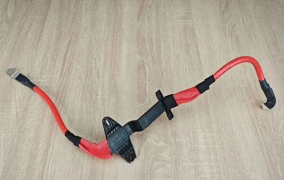 BMW 4 G22 G23 G24 G26 Positive cable (battery) 8711311