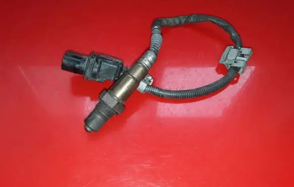 BMW 5 E60 E61 Lambda probe sensor 7791592 779159202 0281004019