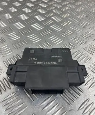 Audi Q7 4M Gateway control module 4M2907468A
