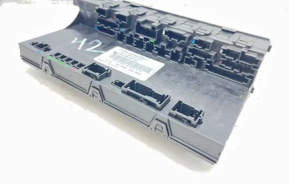 Mercedes-Benz CLS C219 Fuse module 2115456701 5DK00804746
