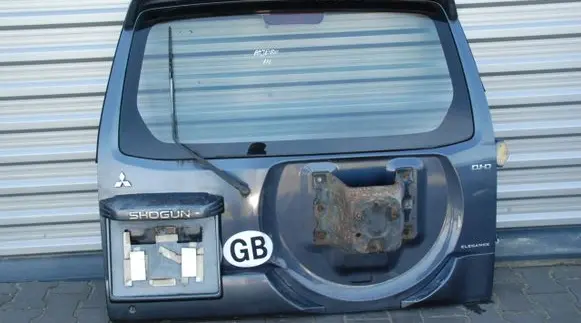 Mitsubishi Pajero Truck tailgate XXXX 2006R 163KM