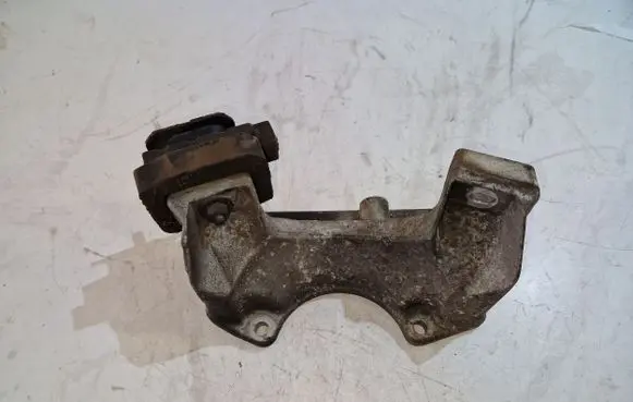 BMW 6 E63 E64 Gearbox mounting bracket 6776523