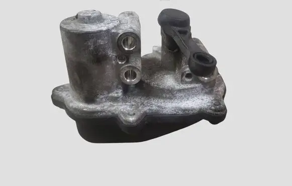 Volkswagen PASSAT B6 Intake manifold valve actuator/motor 03L129086