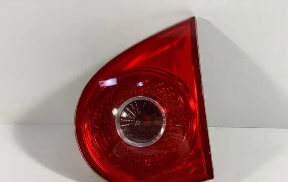 Volkswagen Golf V Tailgate rear/tail lights 1K6945094F